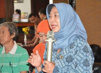 STT Oktober 2015 04