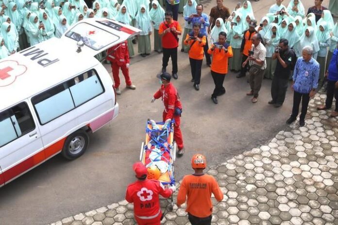 2019-01-18_pelatihan evakuasi korban bencana