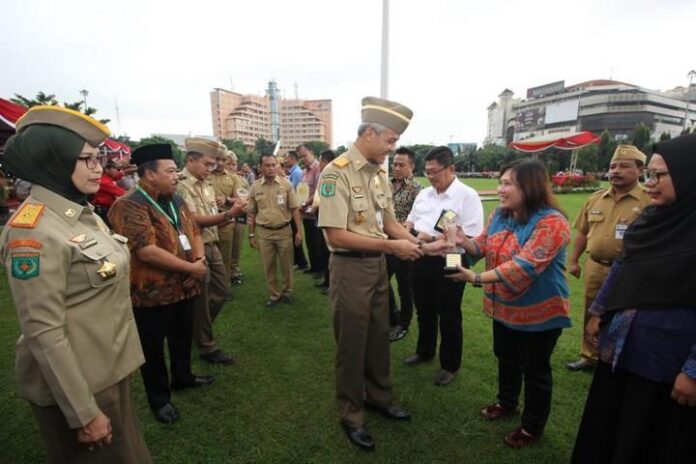 2019-01-29_Ganjar Berikan Santunan