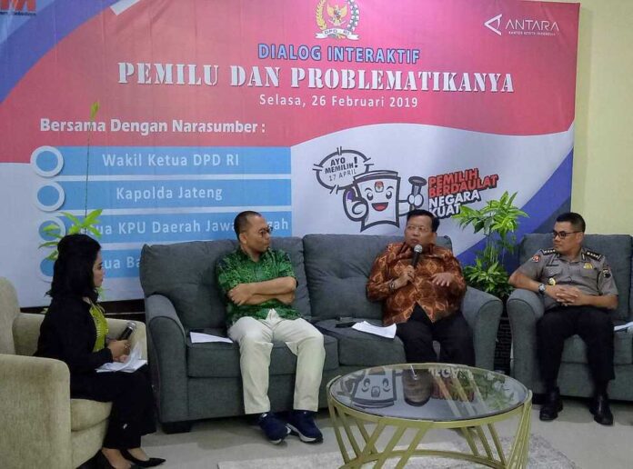 2019-02-27_Wakil Ketua DPD RI Akhmad Muqowam (dua dari kanan)