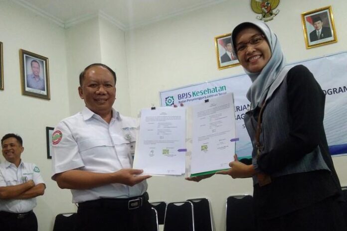 2019-04-08_Agus Purwono (kiri)