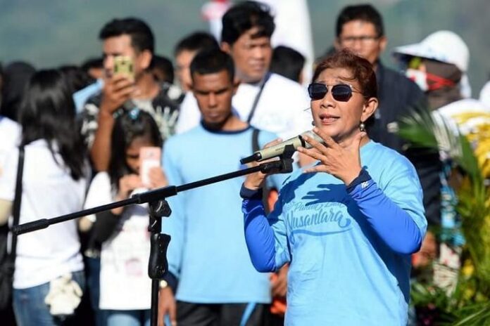 2019-07-29_Susi ajak tidak buang sampah plastik ke laut