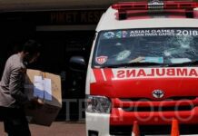Hoax Ambulance Bawa Batu