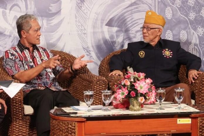 2019-11-08_Sarwa Pramana (kiri) Sarwa Pramana (kiri)