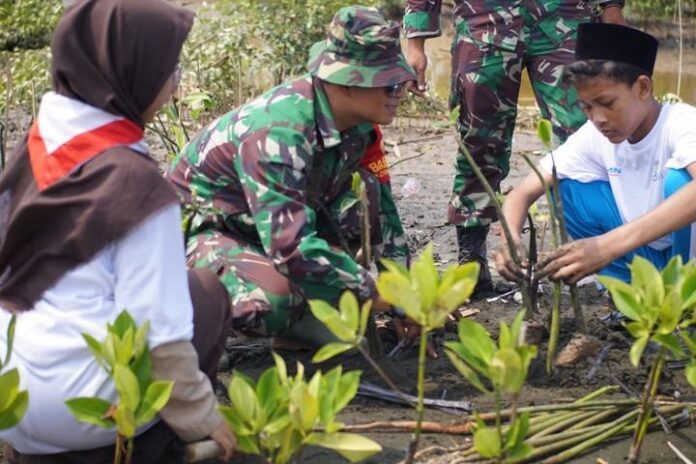 2019-11-28_Penanaman Bibit Mangrove