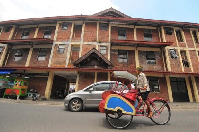 Rumah Deret Surakarta