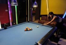 Meja Bilyard President Suite