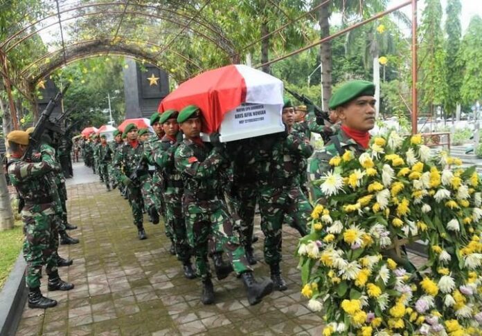 Prosesi pemakaman prajurit TNI