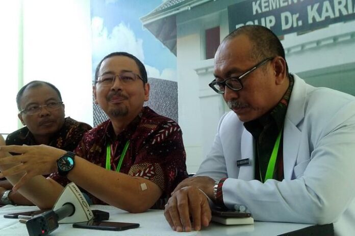 2020-02-21_Agoes Oerip Poerwoko (tengah) Agoes Oerip Poerwoko (tengah)