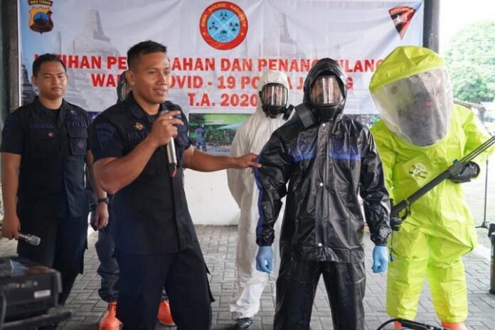 2020-03-18_Penyemprotan desinfektan Penyemprotan desinfektan
