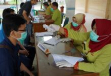 Petugas RSUD Tugurejo Semarang