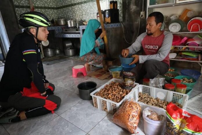 Penjual Jamu Tradisional