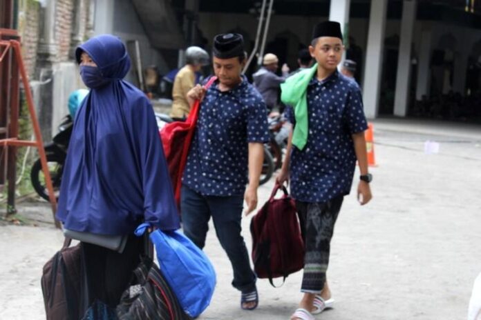 2020-04-02_Askhabul Kahfi Santri Dipulangkan