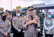 Rycko Amelza Dahniel di Gerbang Tol Pejagan