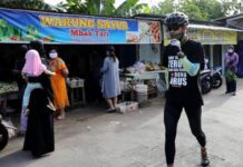 Ganjar Pantau kegiatan masyarakat