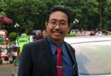 dr Fathur Nurcholis SpPD