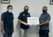 Hardi Ariyanto (tengah)