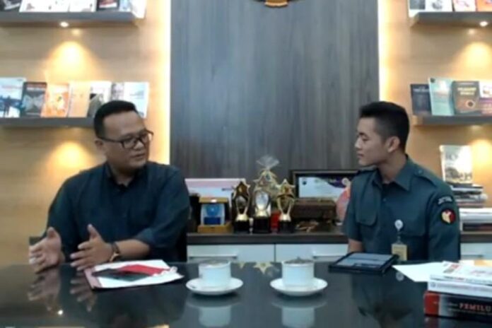 2020-09-22_Fajar SAKA (kiri) Fajar SAKA (kiri)