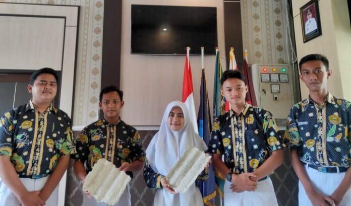 2020-09-25_Tim SMAN 1 Babat Tim SMAN 1 Babat