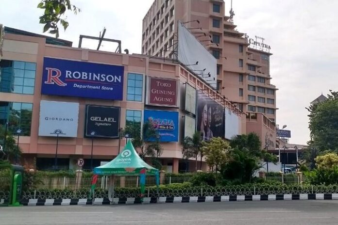 Pusat perbelanjaan di Kota Semarang