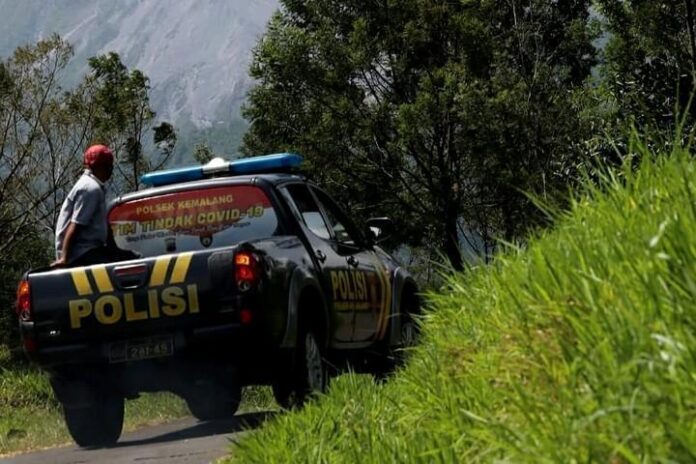 Patroli Polisi di sekitar Gunung Merapi