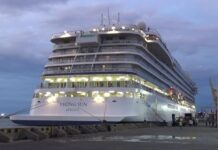 Kapal Viking Sun di Tanjung Emas