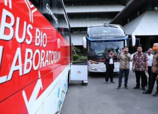 Bus Bio Laboratorium buatan PO Laksana