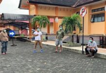Berjemur di kompleks BPSDM Srondol