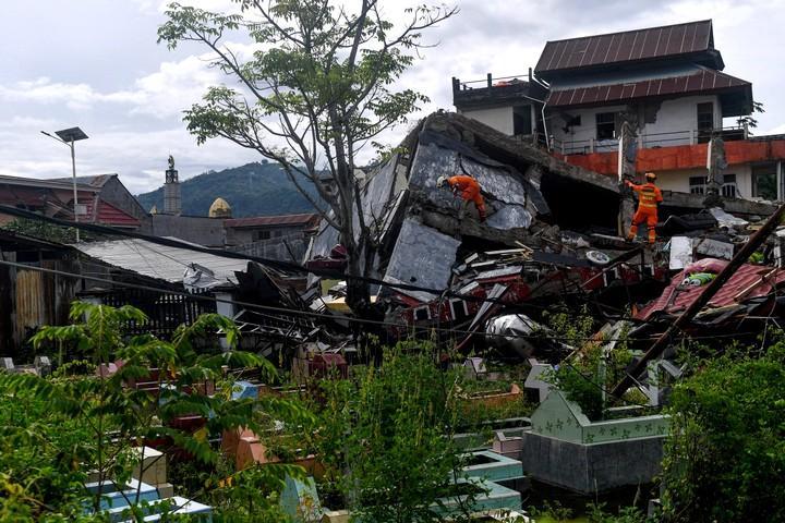 400 Rumah Diperkirakan Hancur