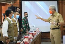 Rapat evaluasi penanganan COVID-19