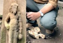 Arca Agastya yang ditemukan di Desa Sidomukti.