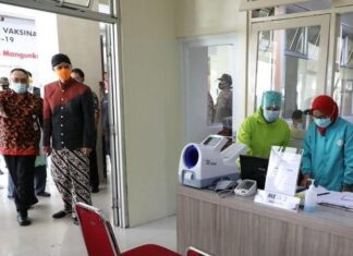 Vaksinasi di RSUD dr Gunawan Mangunkusumo di Ambarawa