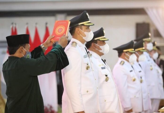 Sejumlah bupati wali kota terpilih Sejumlah bupati wali kota terpilih