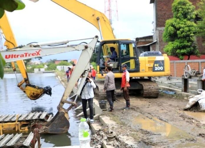 Normalisasi Kali Tenggang di Kota Semarang