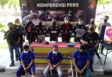 Gelar kasus pencurian mobil mewah