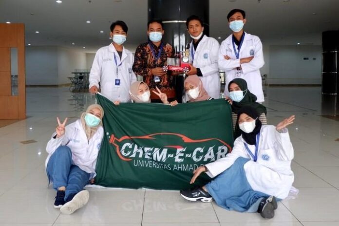 Tim Chem-E-Car Universitas Ahmad Dahlan Tim Chem-E-Car Universitas Ahmad Dahlan