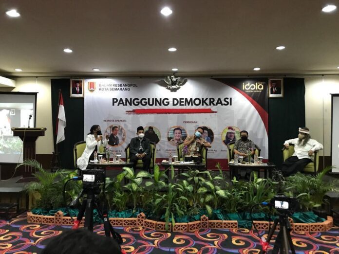 Panggung Demokrasi