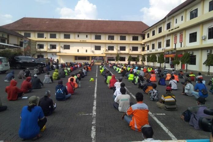 Ratusan preman yang terjaring razia Ratusan preman yang terjaring razia