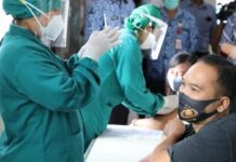 Vaksinasi masal bersama TNI