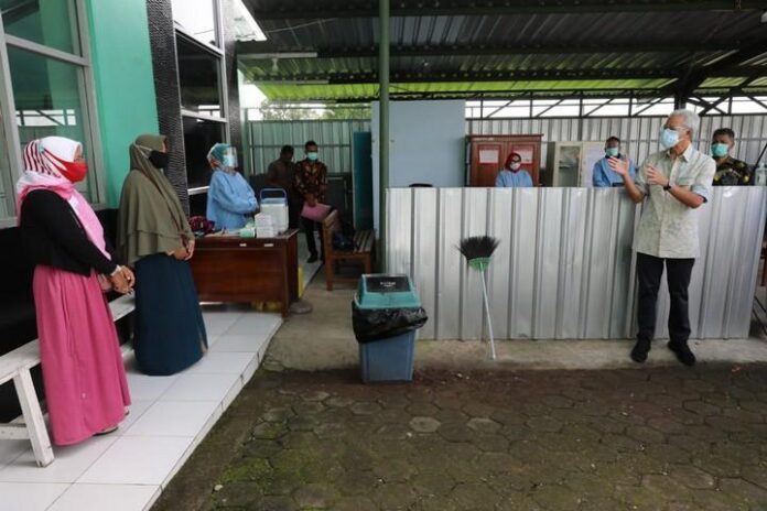 Posko PPKM Mikro di Wonokerto Pekalongan Posko PPKM Mikro di Wonokerto Pekalongan