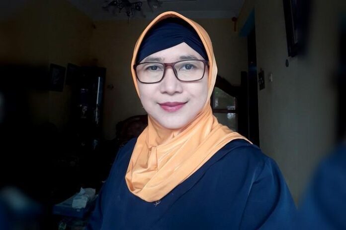 Prof Zullies Ikawati