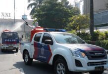 Aparat kepolisian