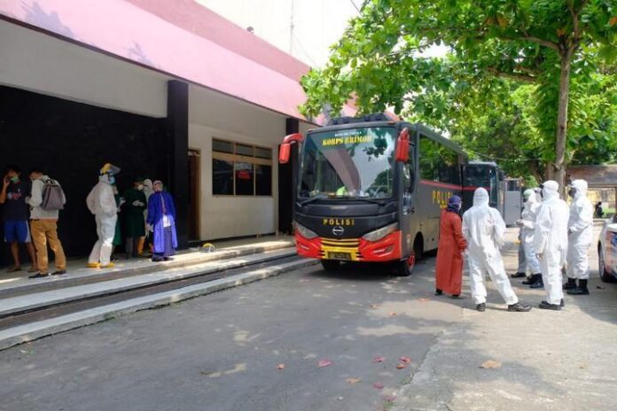 Evakuasi warga Klaten