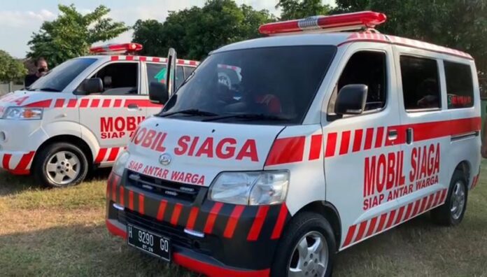 Mobil ambulan Siaga milik MIK Semar