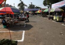 Pedagang di Pasar Puri Pati