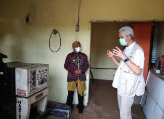 Petinggi Desa Parang
