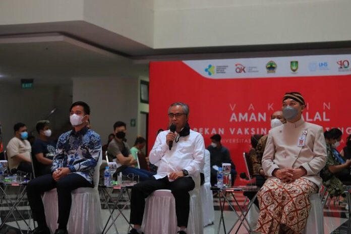 Wimboh Santoso Wimboh Santoso