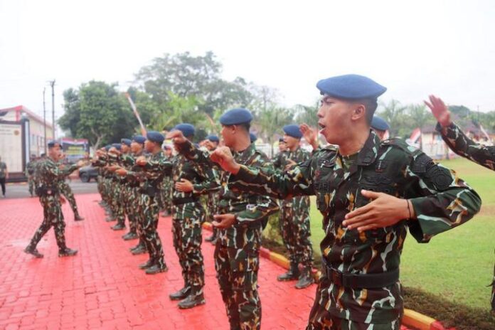 Anggota Brimob Polda Jateng