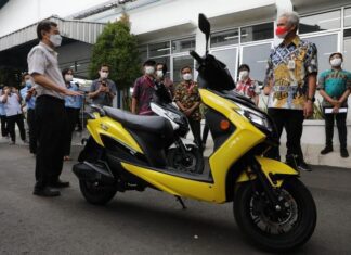 Motor listrik Hartono Istana Teknologi