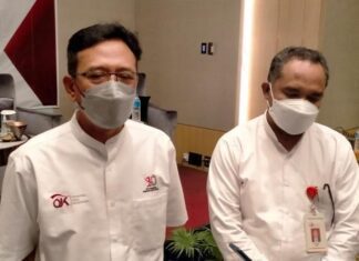 Aman Santosa (kiri)